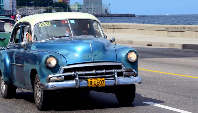 backpacker transport in Cuba