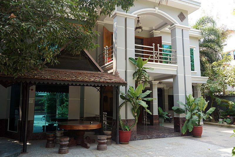 envoy hostel phnom penh review