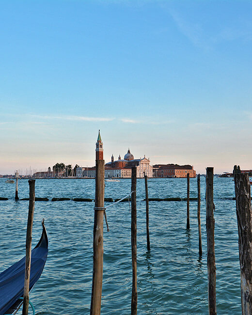 Venice Italy gondola tours
