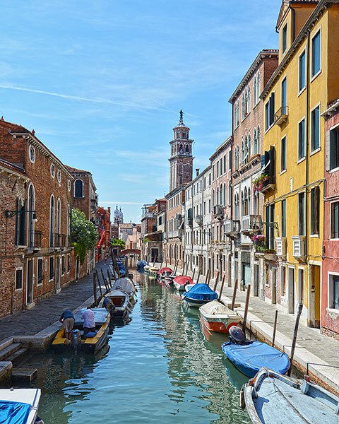 Wandering the streets and canals of Venice