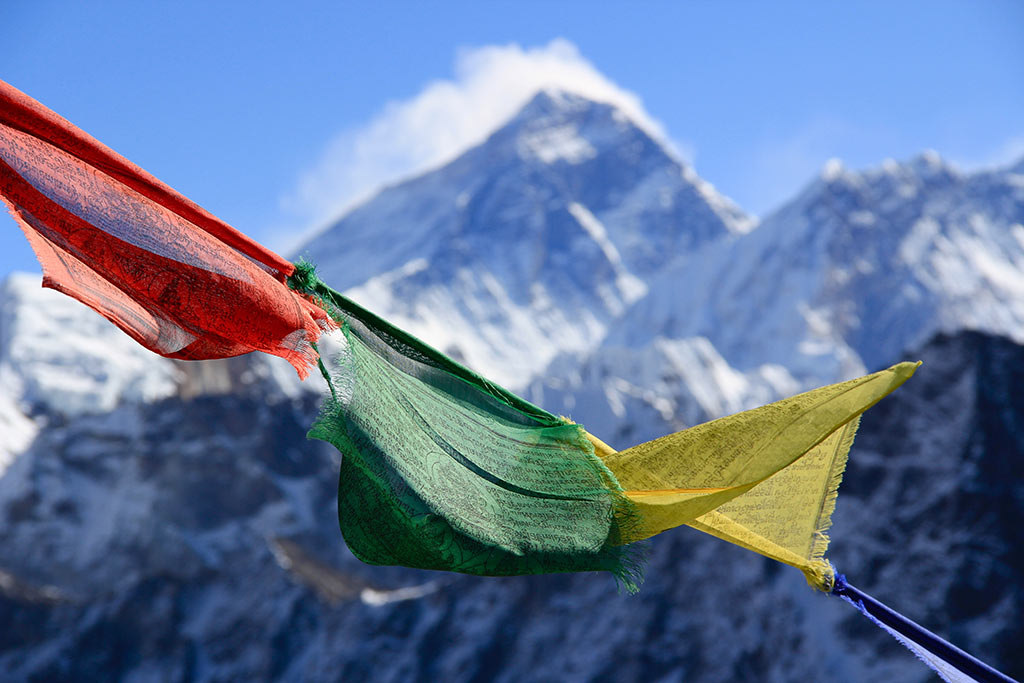 Responsible Travel Guide to Nepal | Don't Forget To Move