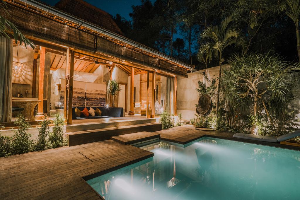 best luxury villa in Canggu Bali